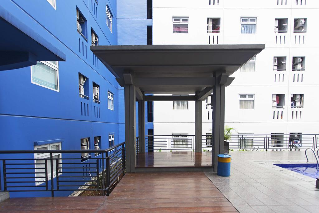 Reddoorz Apartment @ Green Pramuka Jakarta Exterior foto