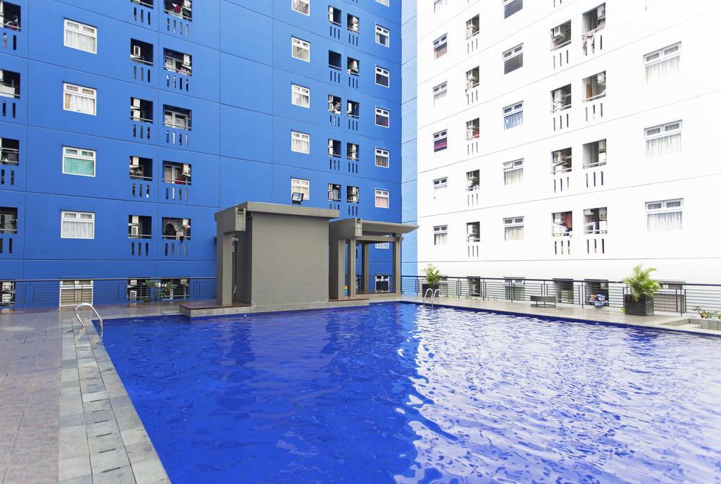 Reddoorz Apartment @ Green Pramuka Jakarta Exterior foto