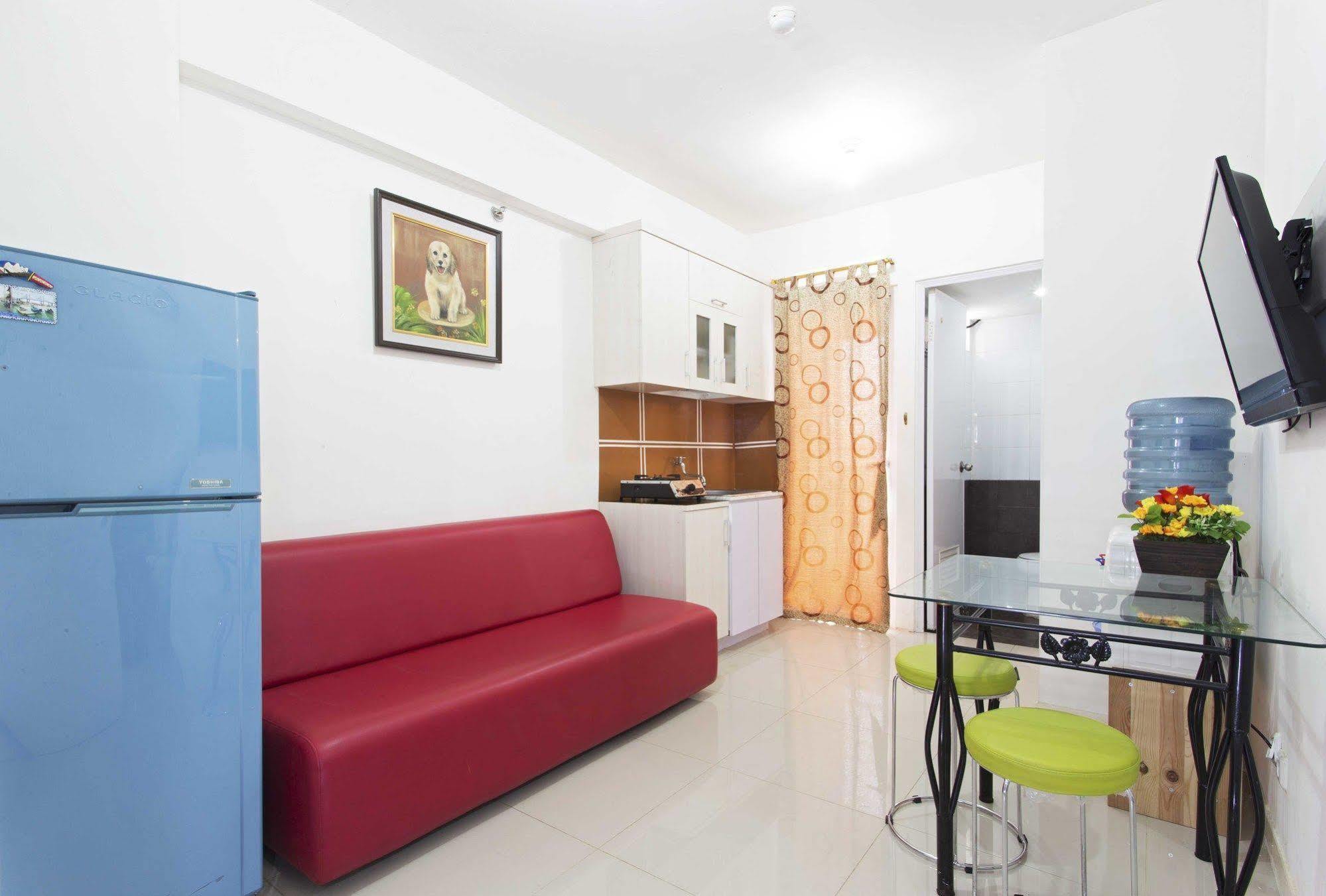 Reddoorz Apartment @ Green Pramuka Jakarta Exterior foto