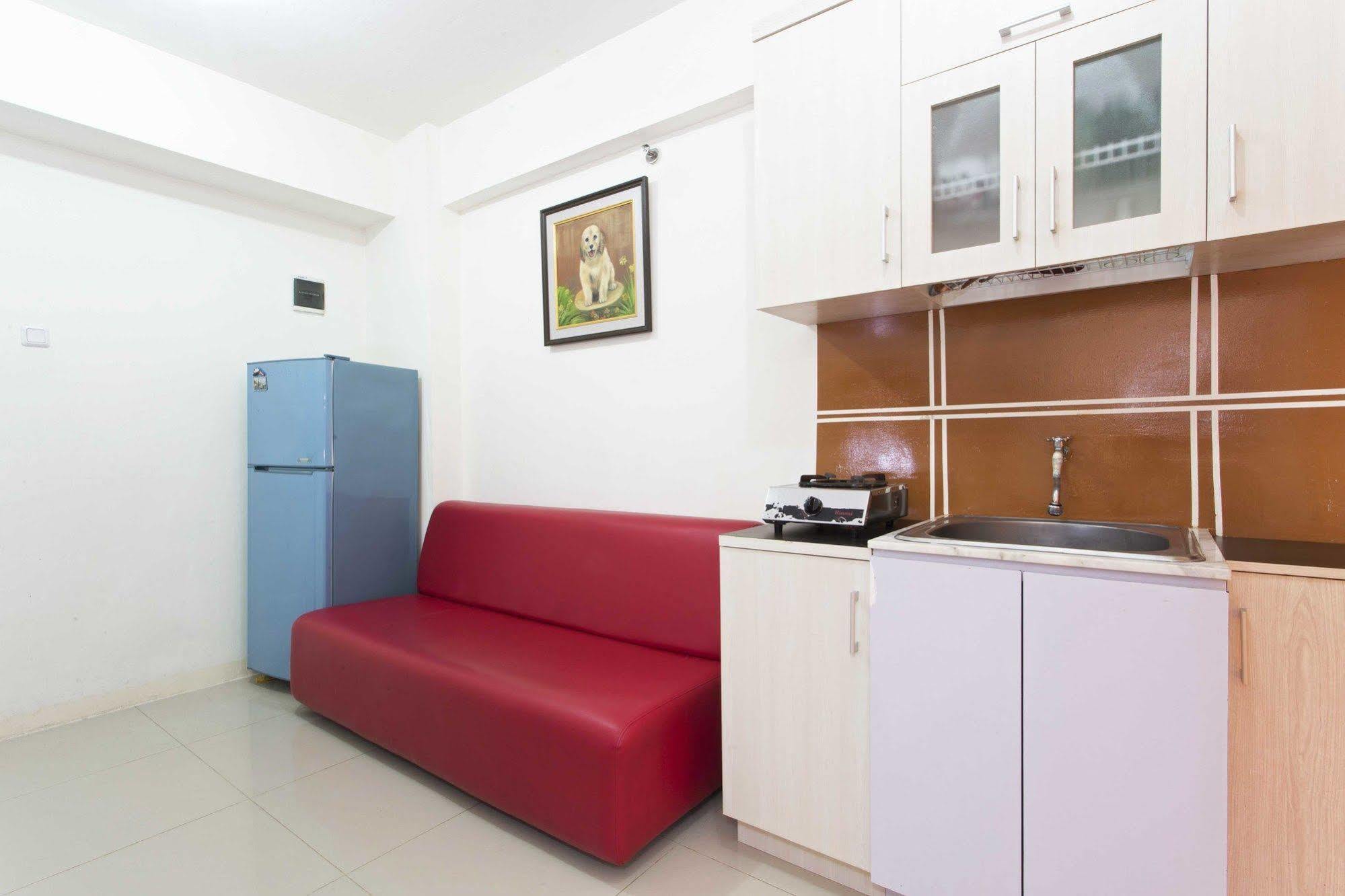 Reddoorz Apartment @ Green Pramuka Jakarta Exterior foto
